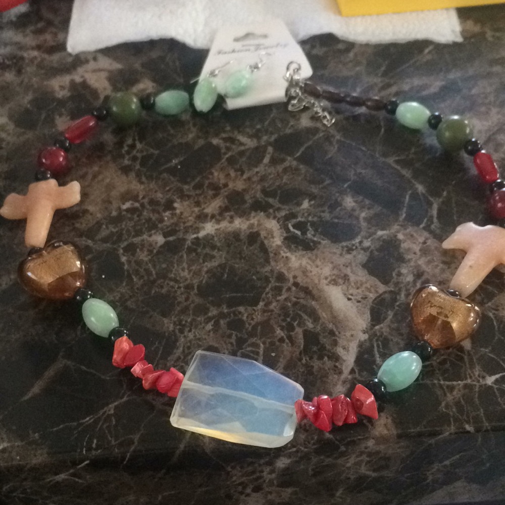 Interesting new necklace and earring set